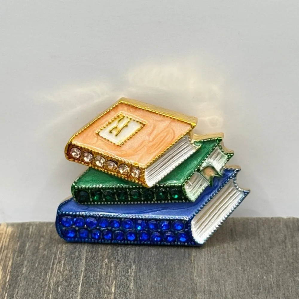 🌻 3/$25 Colorful Book Stack Brooch - Picture 1 of 7